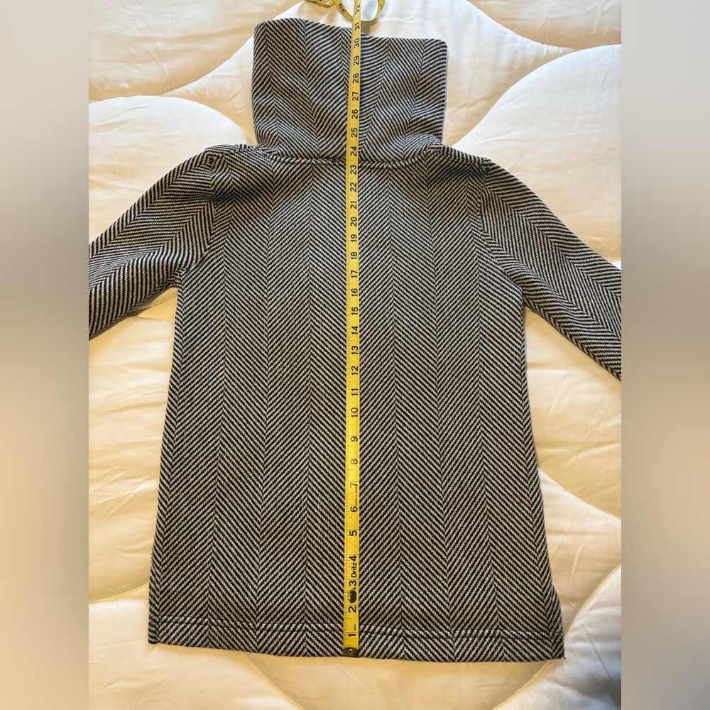 Super Soft & Comfy! J Crew Herringbone Funnel Neck Sweatshirt (Black and White) - Picture 9 of 11
